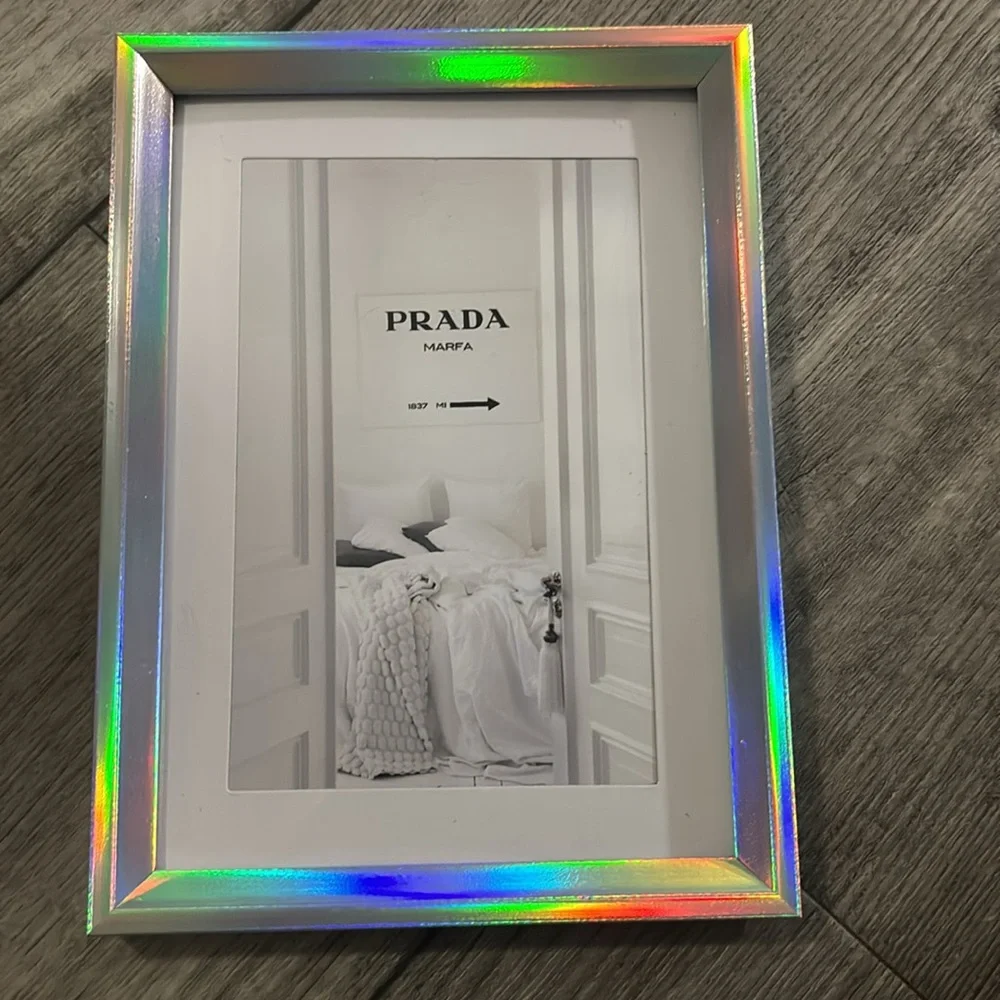 Iridescent Photo Frame with Picture - Picture 9 of 11